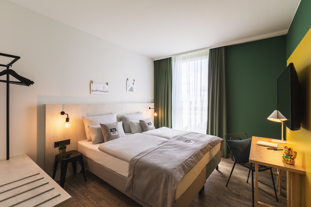 Holiday Inn - the niu Tab Dusseldorf Main Station by IHG