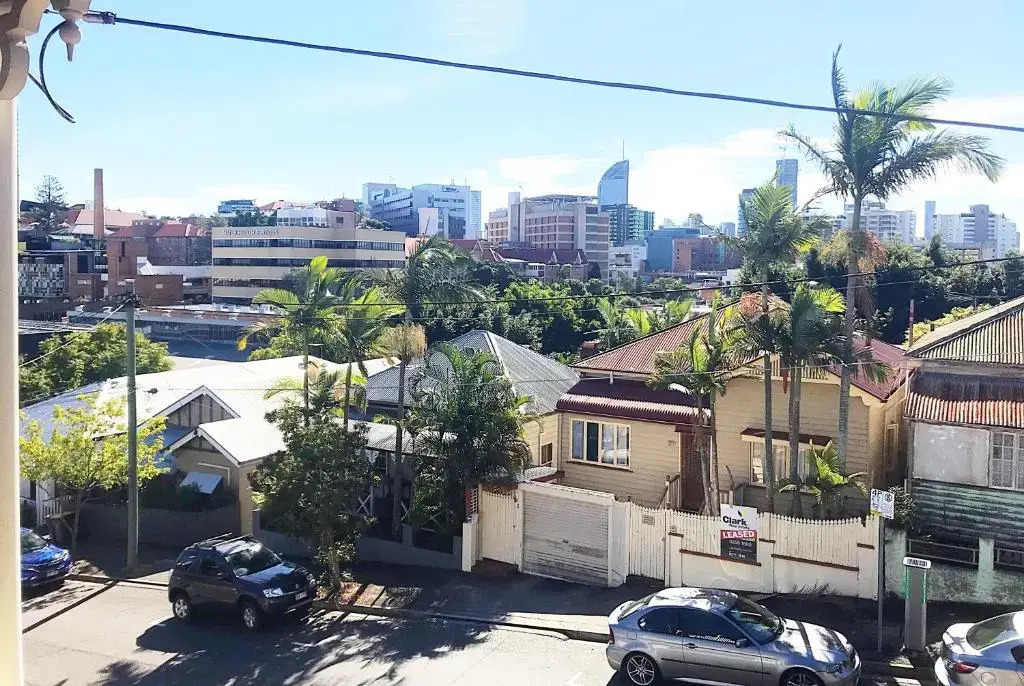4 bedroom house - Walk to Southbank