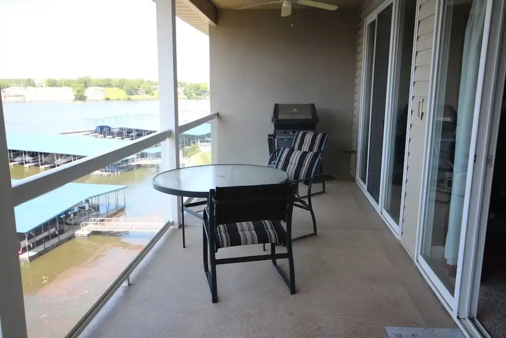 Lands End 654 - 2 Br Condo