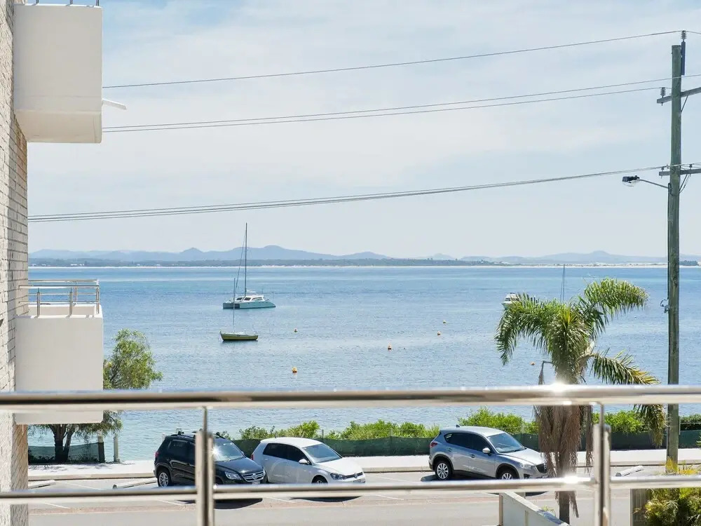 Del Rae, Unit 6/25 Shoal Bay Road