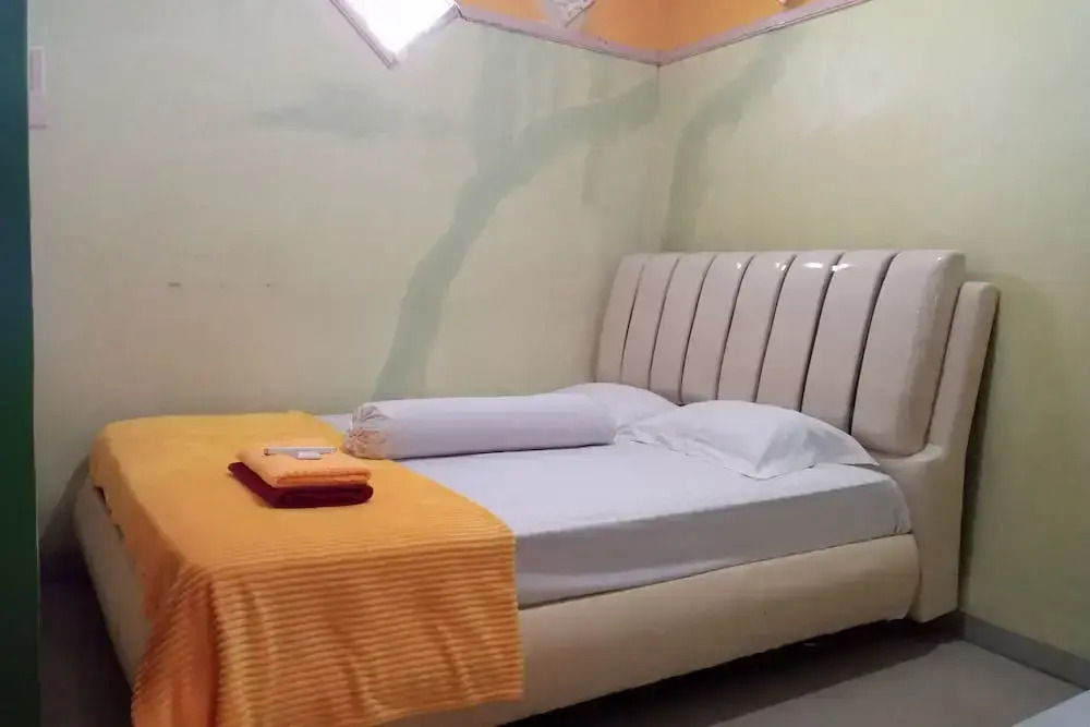 Hotel O Kost Nian Syariah Near SPBU Pertamina 74.91657 Mattirotasi Sidrap