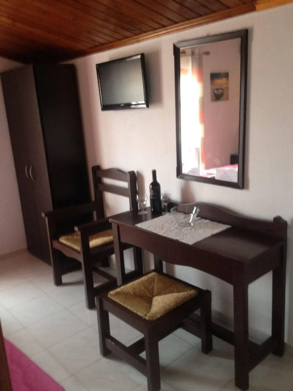 Virvilis Apartments