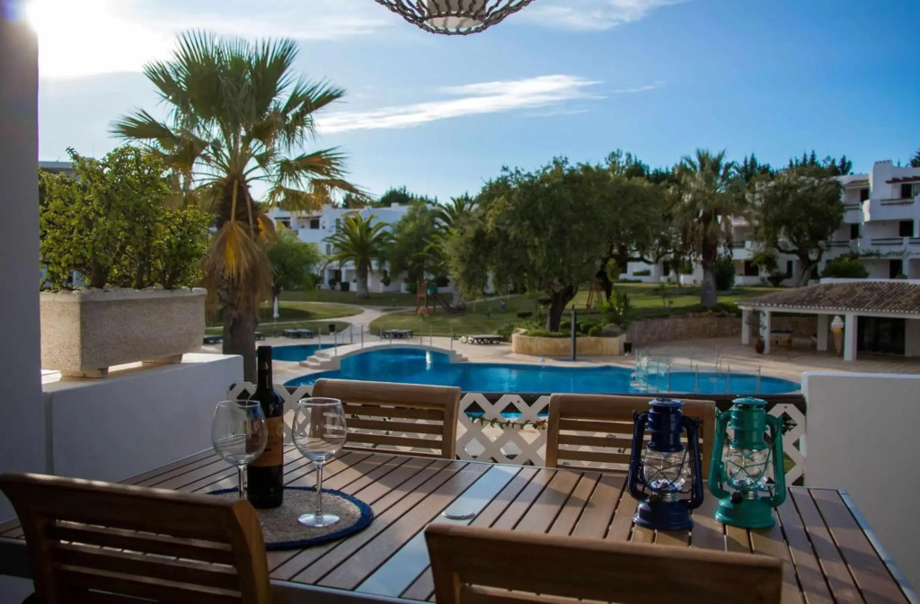 Beach House Apartment by Stay-ici, Algarve Holiday Rental