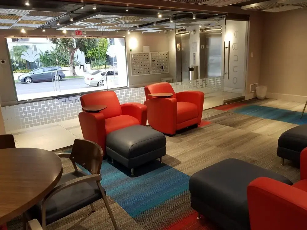 Prime Location For UCLA Students S209