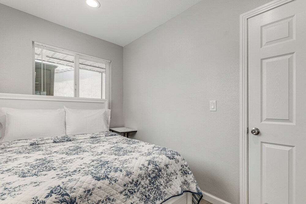 Near USC & Dtla! Extended Stay in West Adams