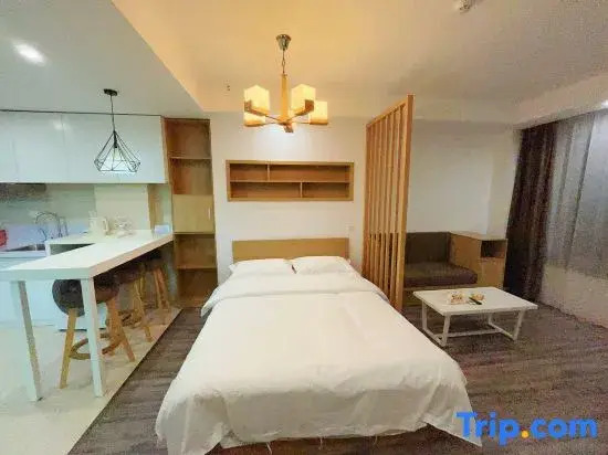 Yunsu Boutique Apartment (Yangzhou East High-Speed Railway Teda Apartment)