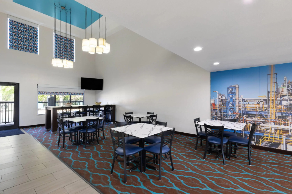 Baymont by Wyndham Moss Point Pascagoula