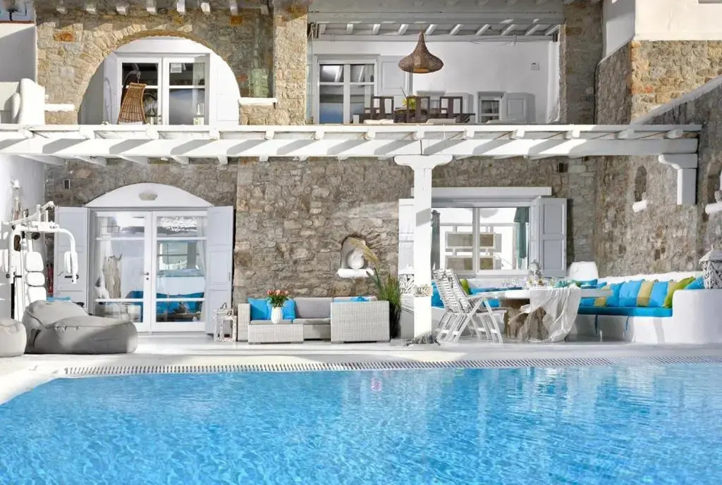 Paradisiacal Villa with Pool and Sea View in Mykonos