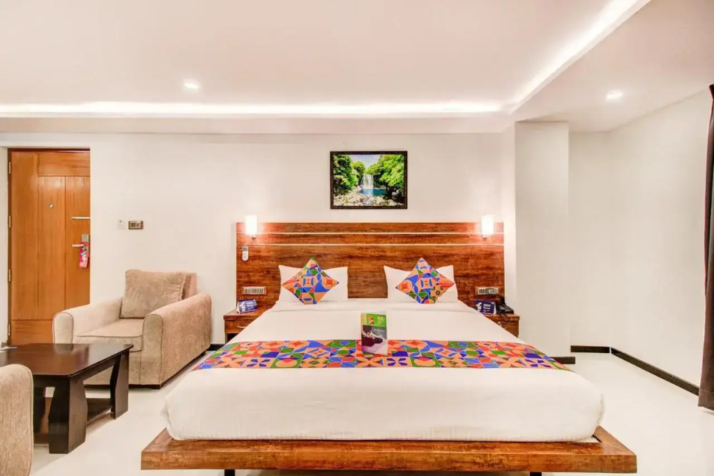 FabHotel Prime The Royal Suites - Nr Gopalan Innovation Mall