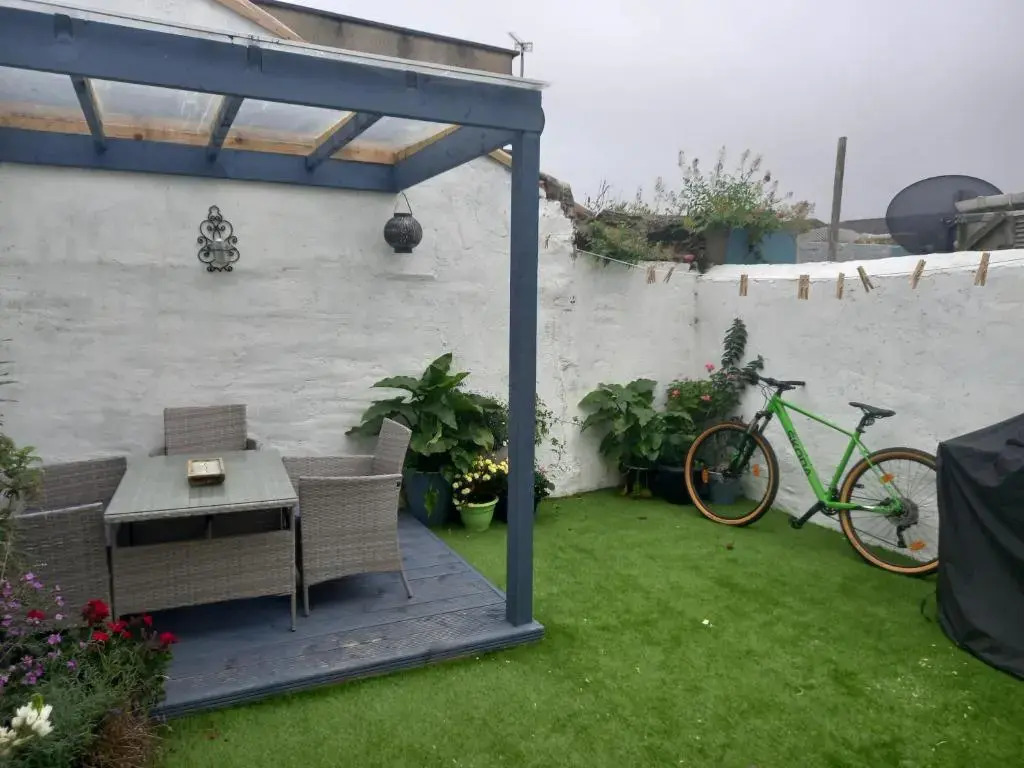 3 bed corner terrace house by the sea Wicklow town
