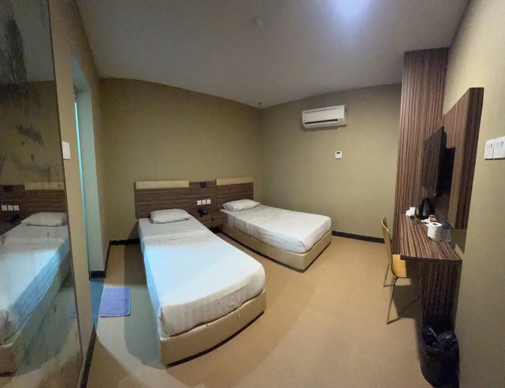 Havona Comfort Permas Jaya - Express Check-In