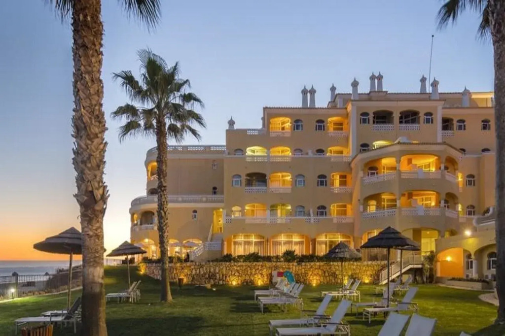AP Oriental Beach