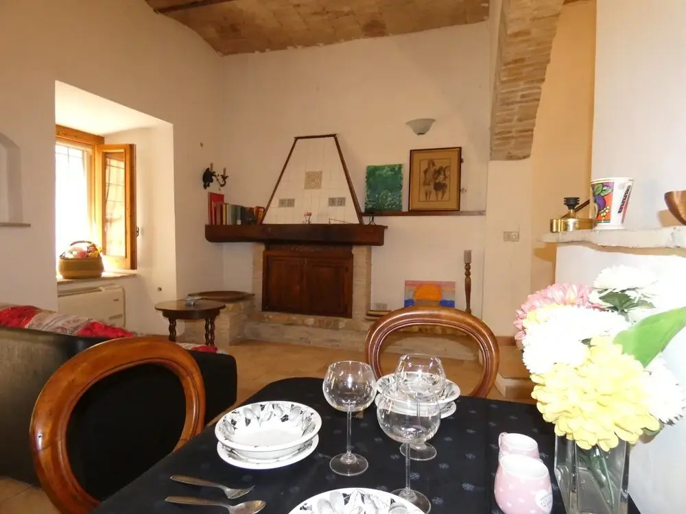 Scappo In Umbria, la Casa del Vicolo