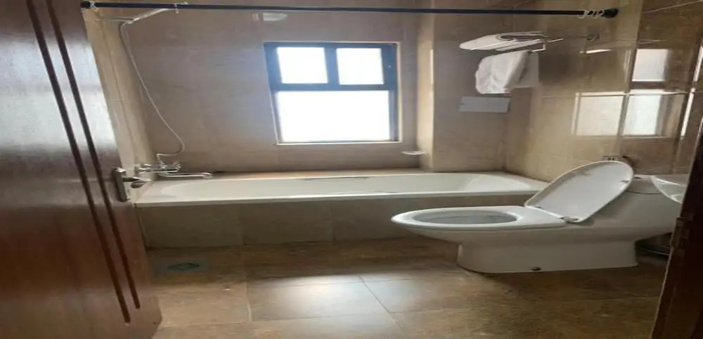 MeroStay 128 AI Hotel