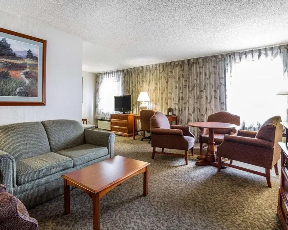 Comfort Inn at Buffalo Bill Village Resort