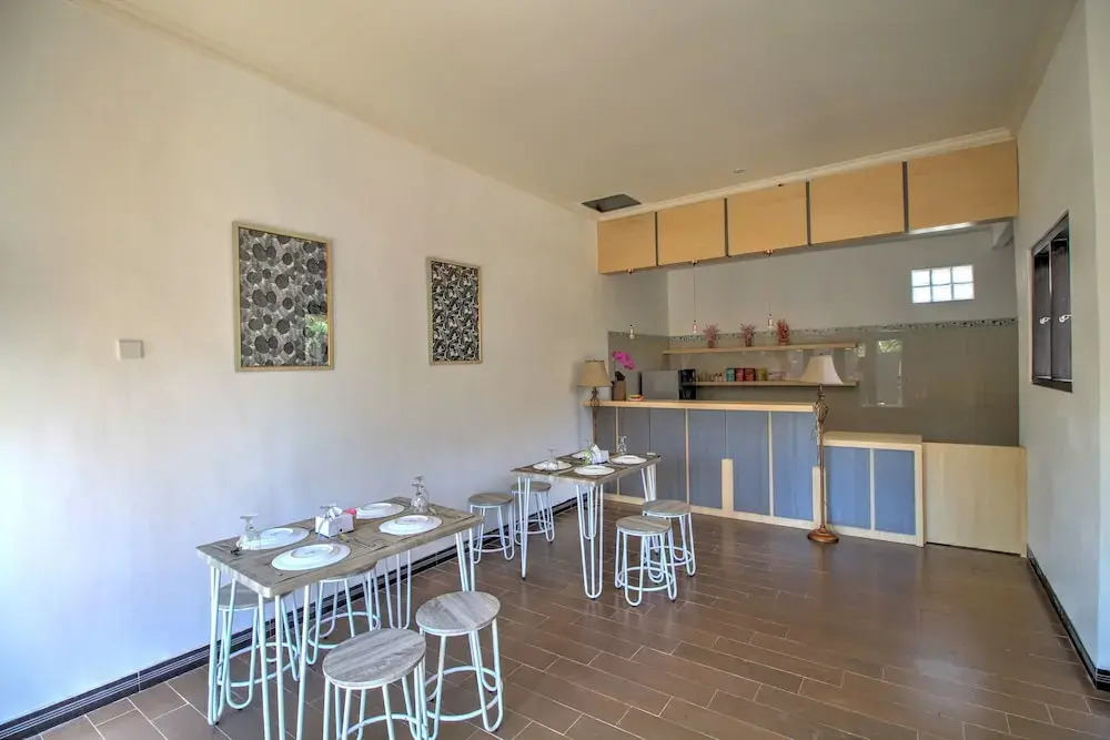 JnJ Guest House