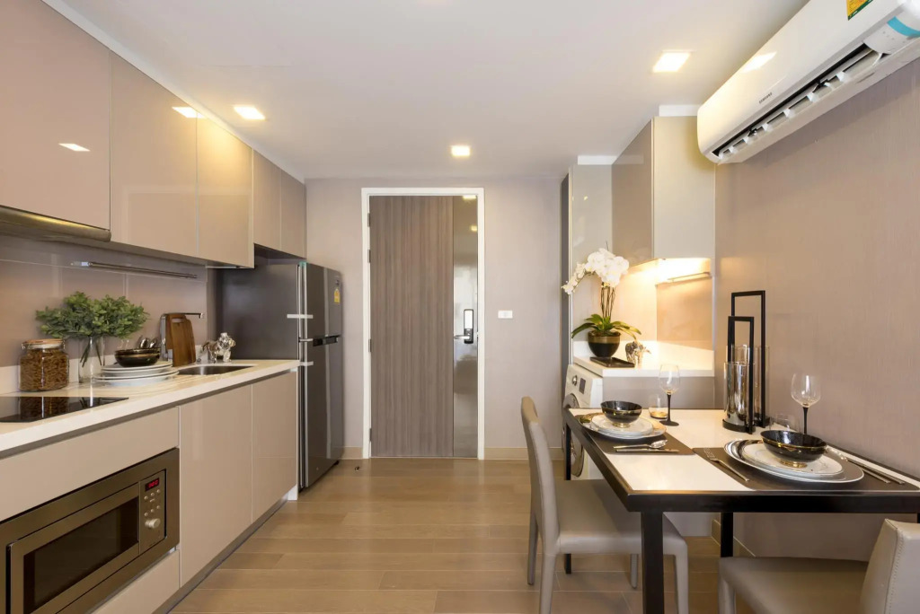 18 Residence