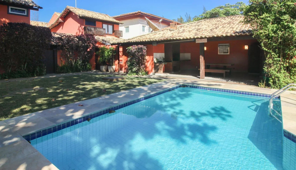 Casa em Condomínio Privado na Beira da Praia por Luxury Rentals
