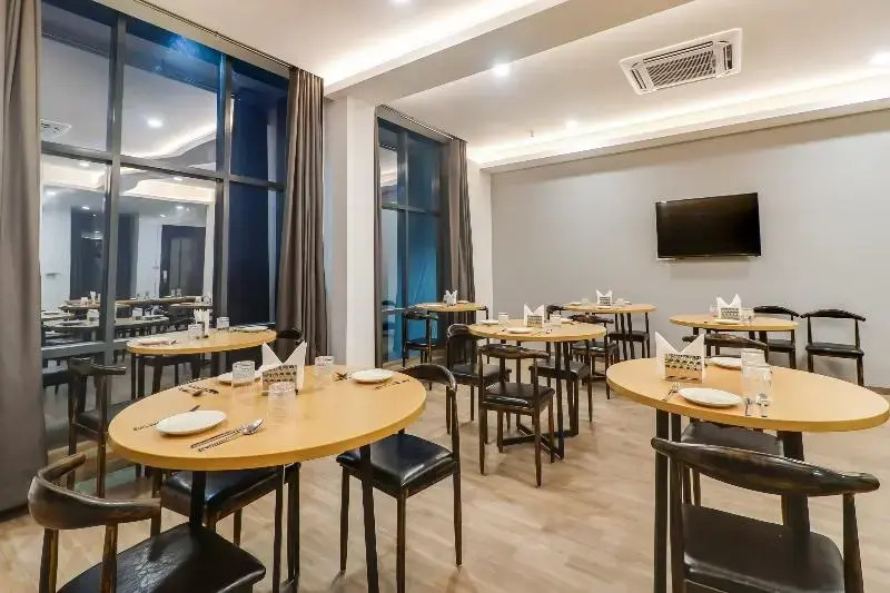 Super Townhouse Jashn
