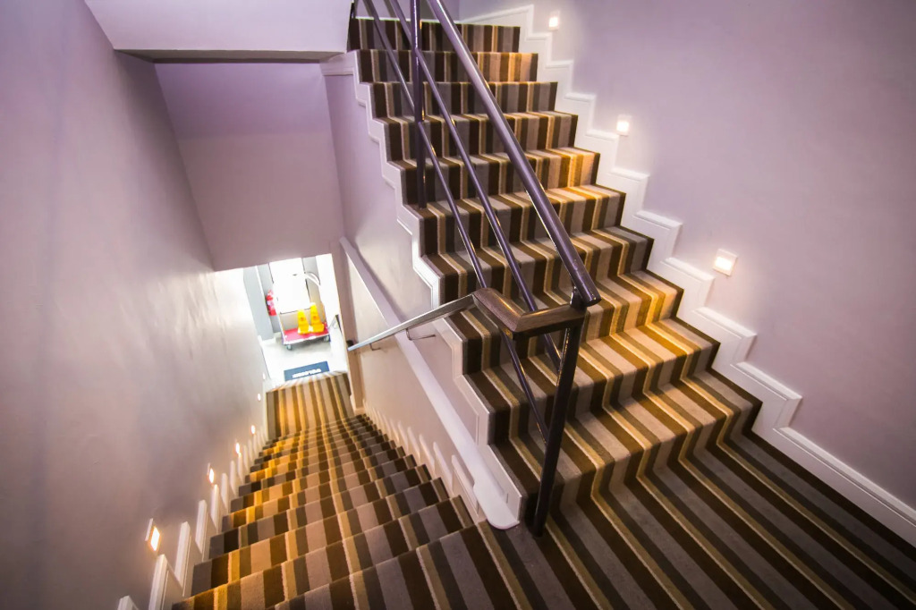 INDRA HOTEL - BOUTIQUE SUITES
