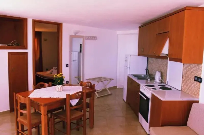 Mythos Beach Hotel