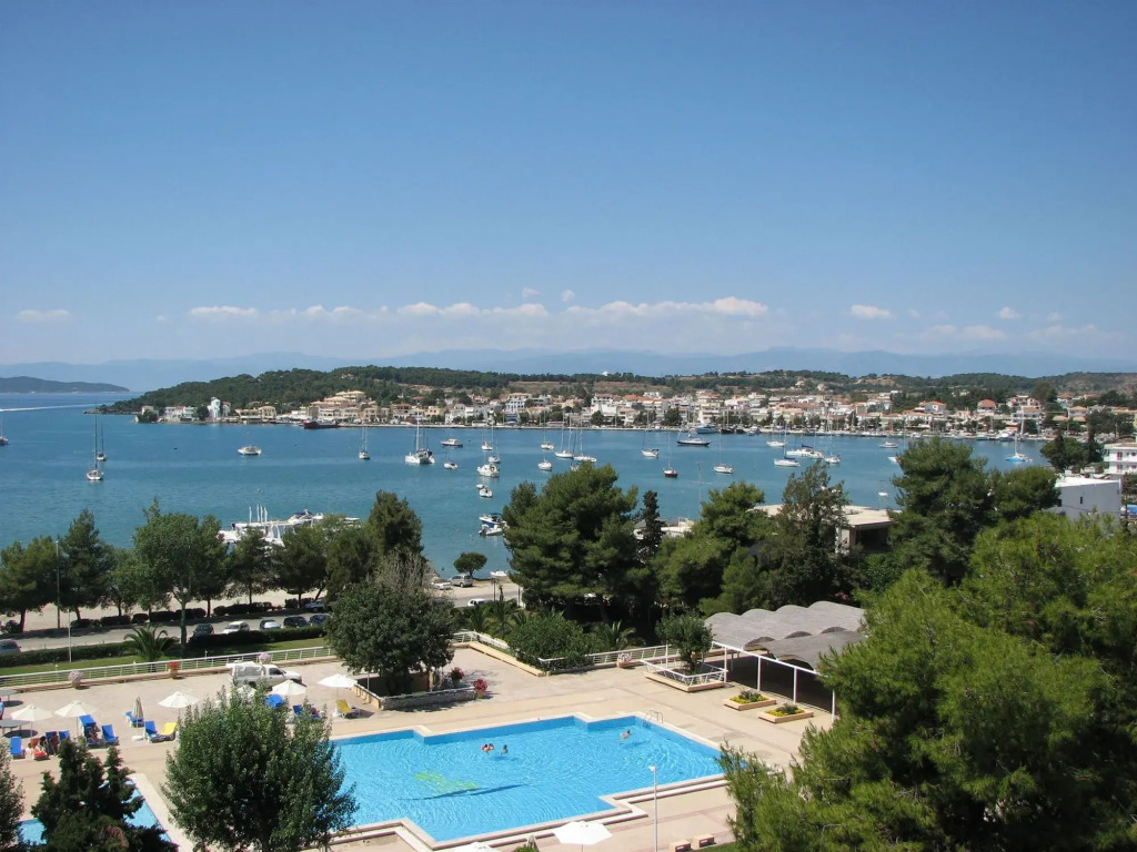 AKS Porto Heli Hotel