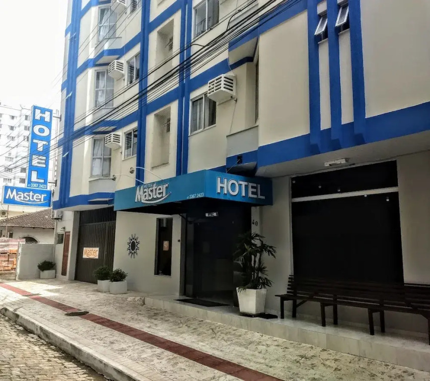 Master Hotel
