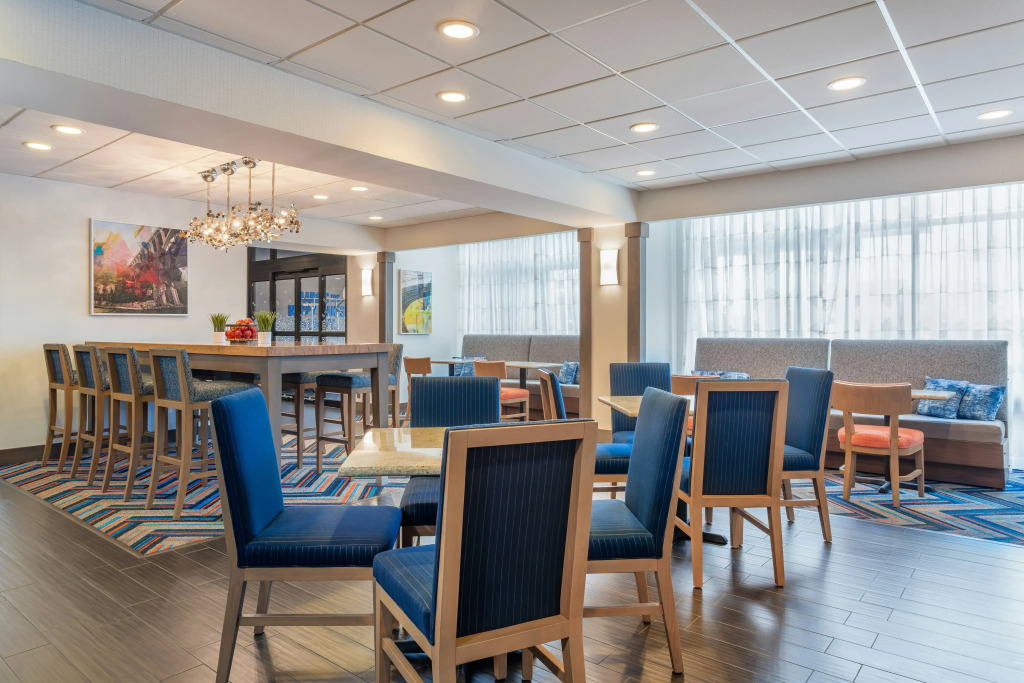 Hampton Inn Akron-South