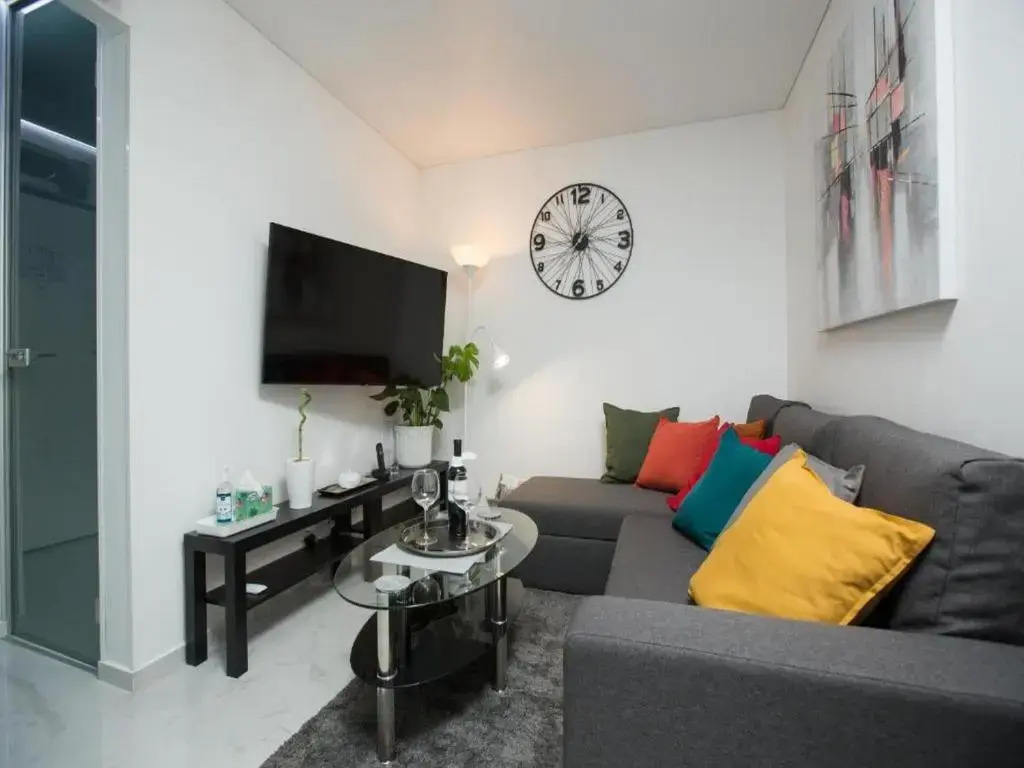 Modern & Luxury APT Zagreb Airport W/ Free Wifi