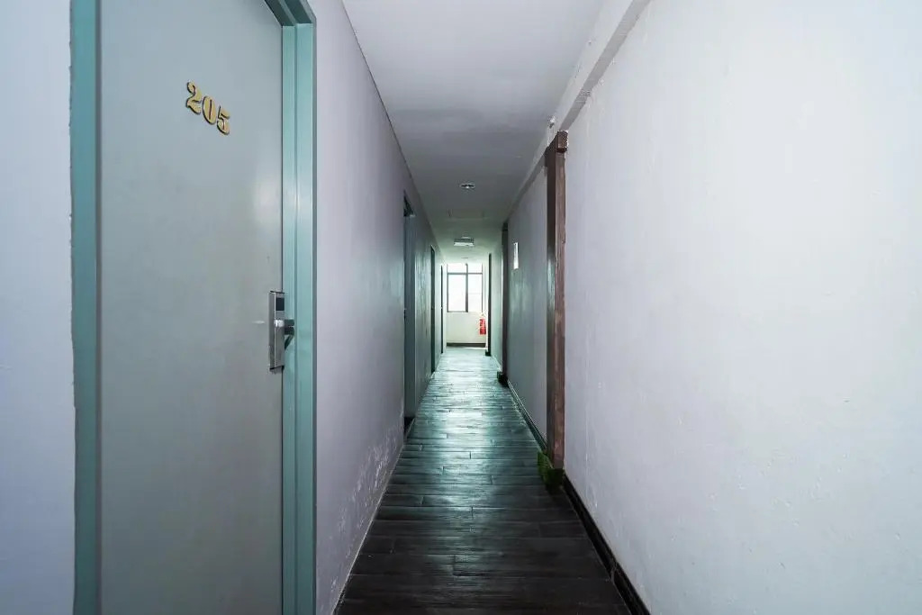OYO 89895 Senses Budget Hotel