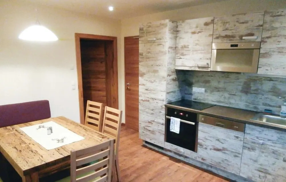 Awesome Apartment in Wagrain With 3 Bedrooms and Internet
