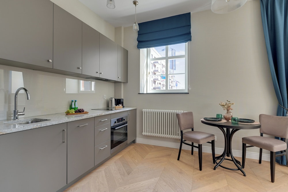 Budynek Dyrekcji by Browar Hevelius Apartments
