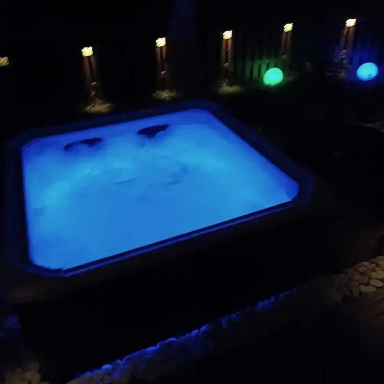 B&B TERRA DI COLLINA biker friendly-pool-sauna-jacuzzi