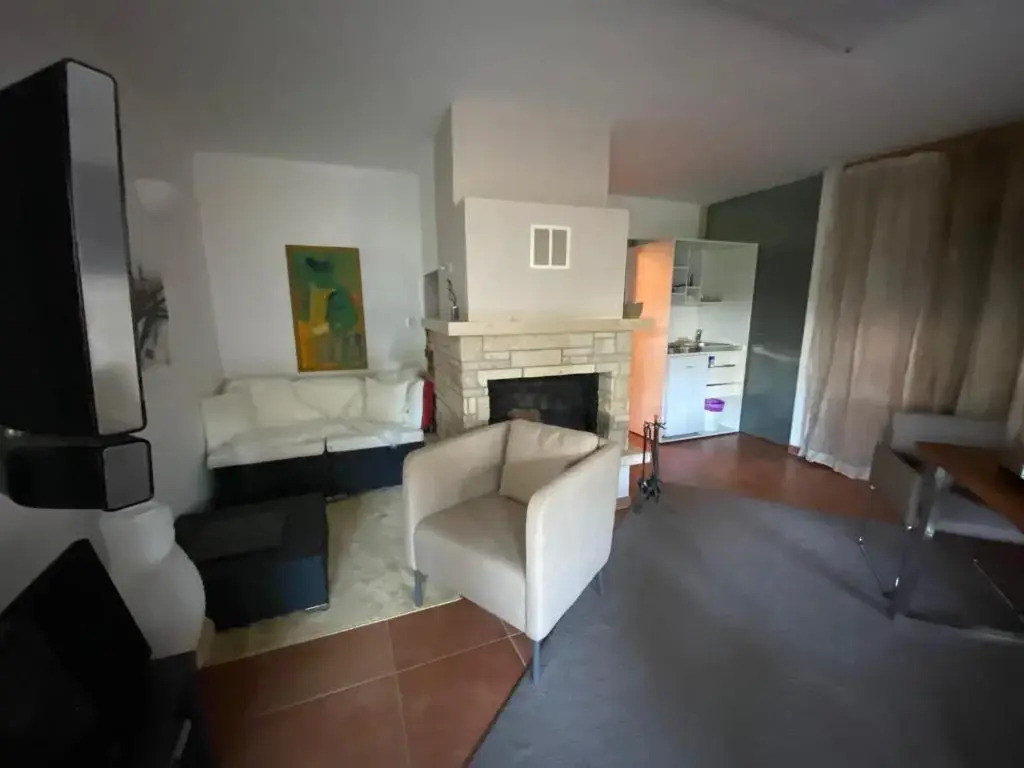 Modernes Alpenapartment mit Sauna Wintergarten und Pool