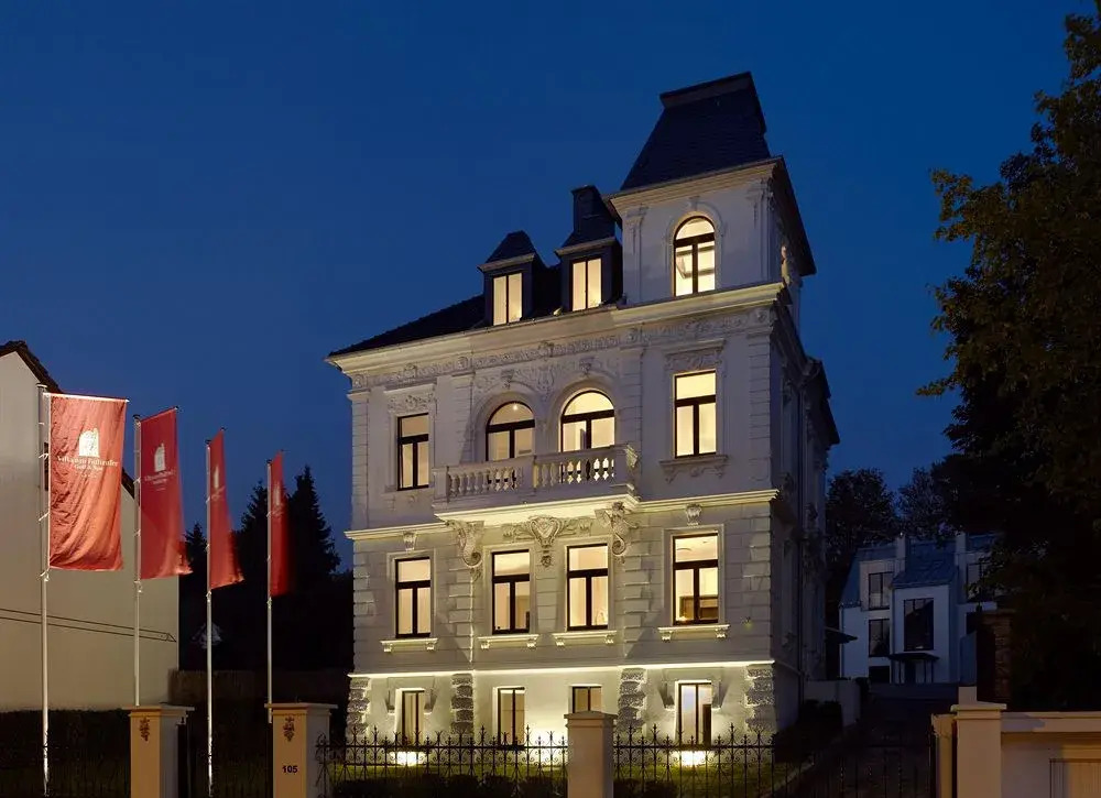 Boutique Villa am Ruhrufer Retreat