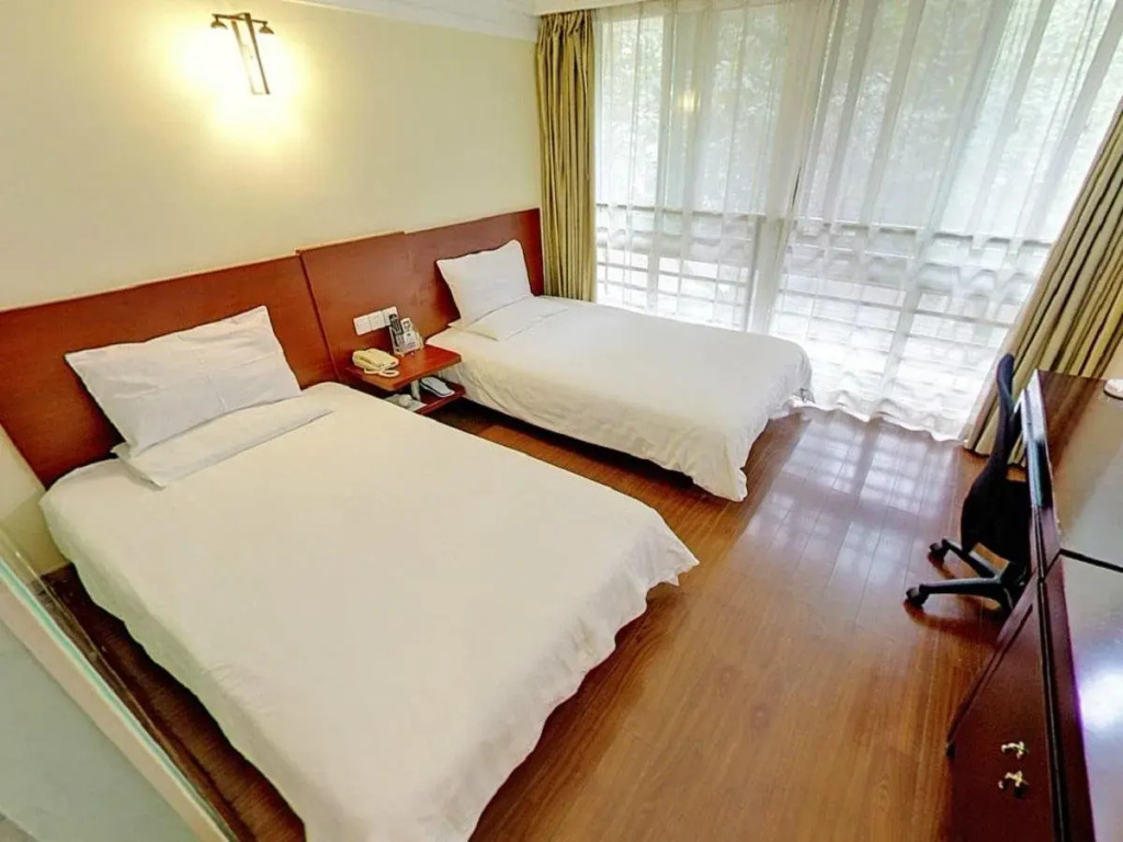 Hanting Express Jiaoda Shanghai