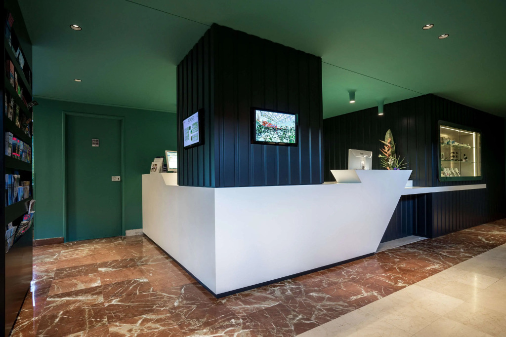 Best Western Plus La Marina