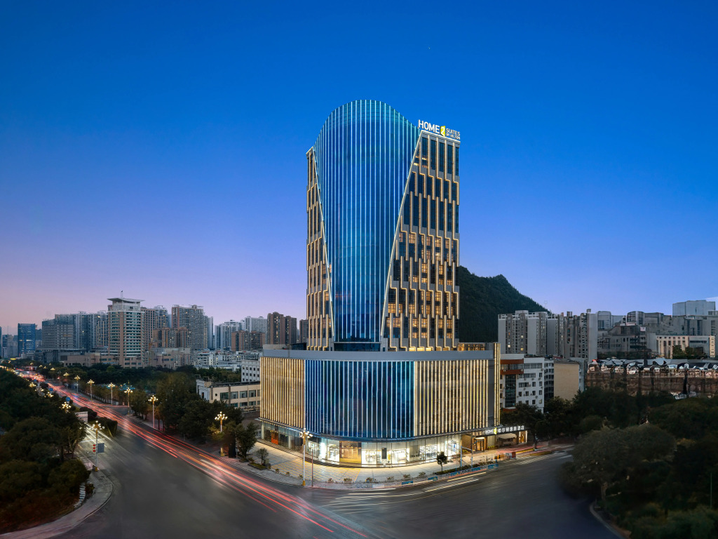 Home2 Suites by Hilton Xingyi Jushan Plaza