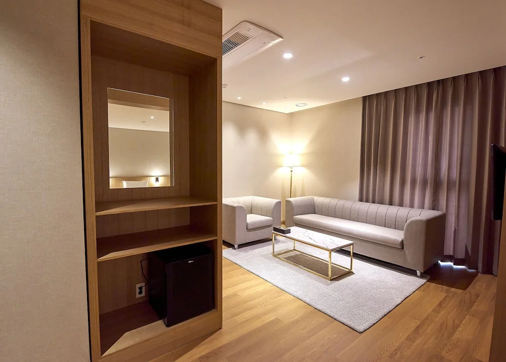 Busan City Hotel