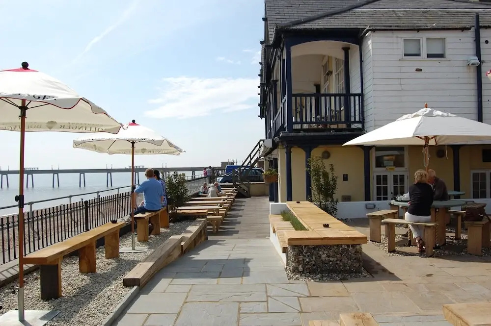 Royal Temple Yacht Club