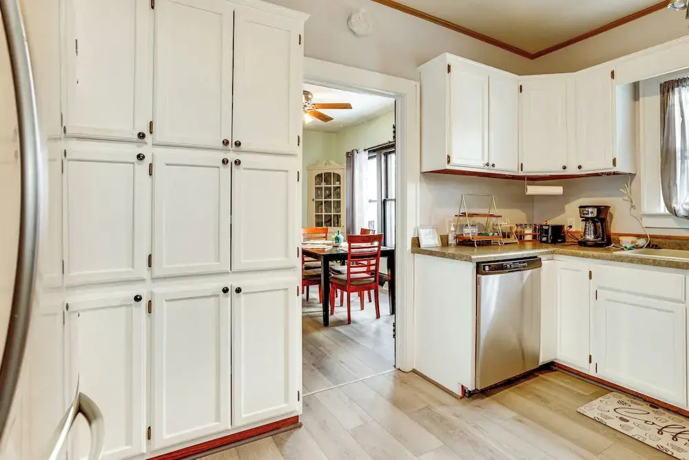 2 Mi to Nordeast Breweries: Cozy Minneapolis Home