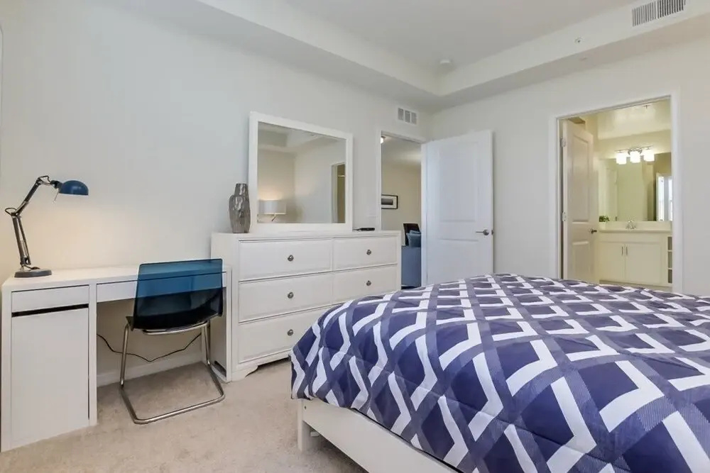 4714ct Amazing Story Lake Brand New Condo 2 Bedroom Townhouse by Redawning