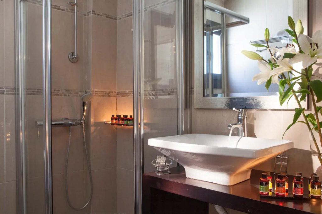 Aegean Suites, Santikos Collection