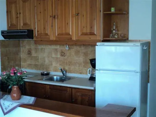 Evita Beach Apartments