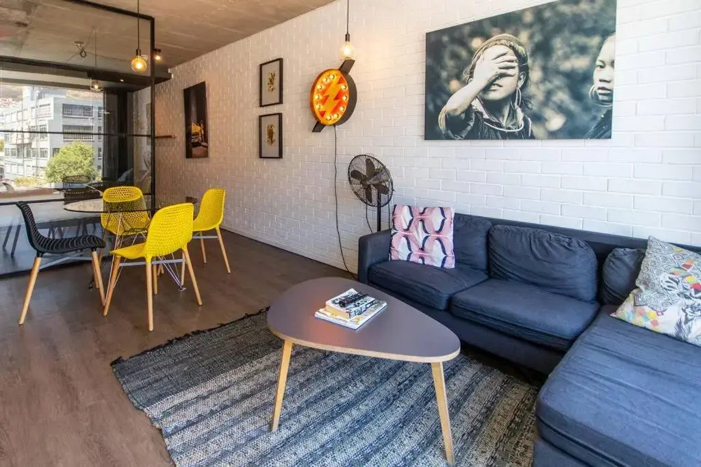 514 Wex1 Modern Studio Apartment