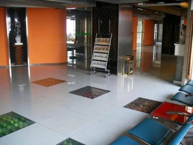 Motel168 Wuhan HuaQiao Inn