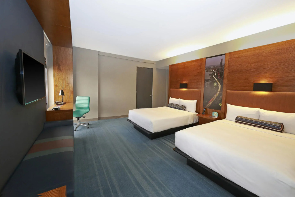 Aloft Panama