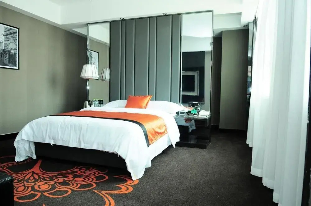 Carnival Fashion Hotel