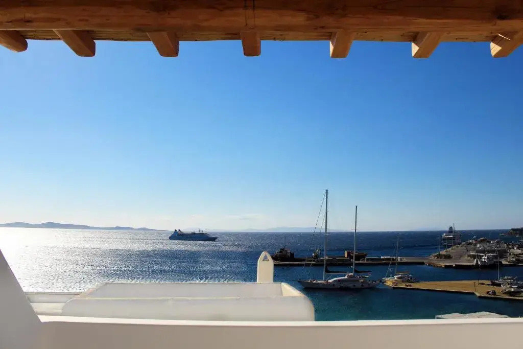 Calistus Mykonos
