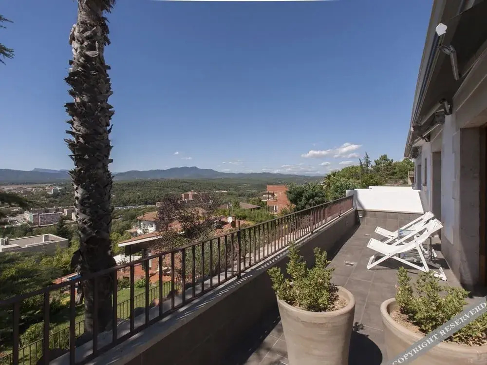 Montjuic Bed & Breakfast